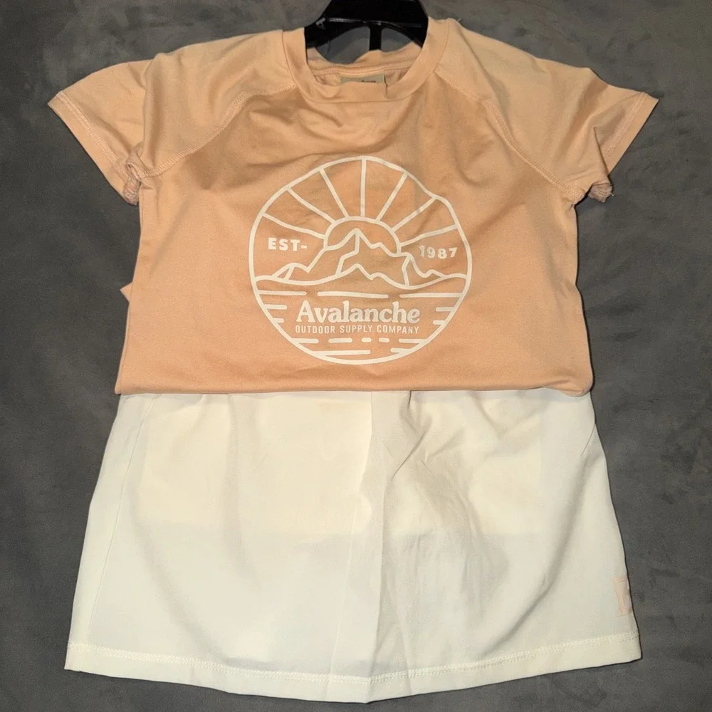 Avalanche Youth Girls Two Piece Set Tshirt/Skort MSRP 34.00 NWT Sz Small (7/8)